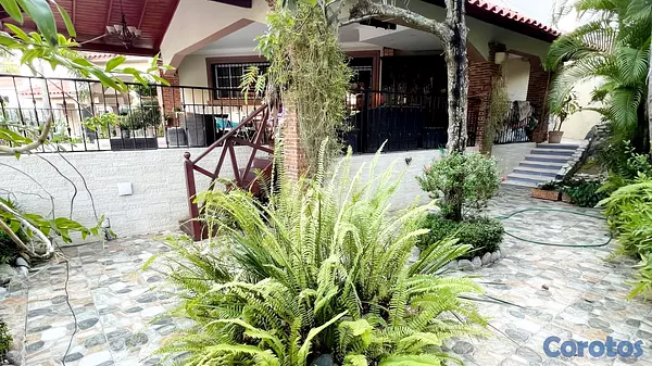 casas - Lujosa casa en venta altos de arroyo hondo lll 7