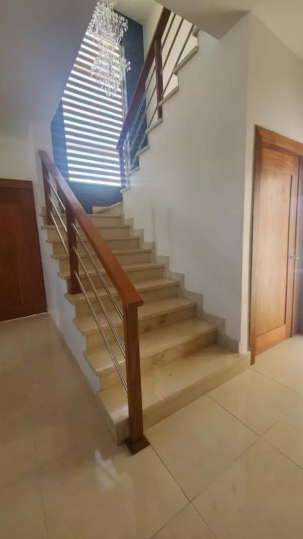 casas - Se Vende Casa en Villa Maria en Urbanizacion Cerrada 6