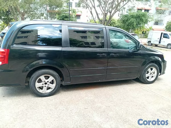 jeepetas y camionetas - DODGE cARAVAN 2012 SXT 16