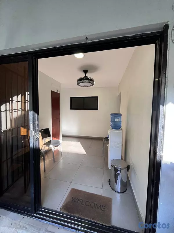 oficinas y locales comerciales - hermosa casa en renta para oficina etc  4