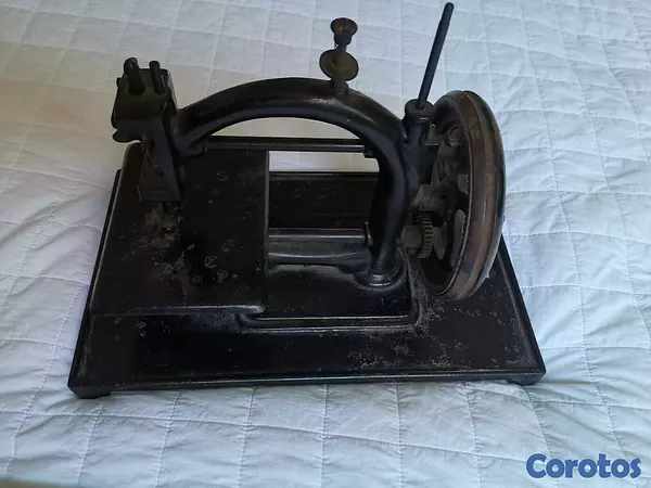 arte y antigüedades - Maquina de coser manual de colección 1