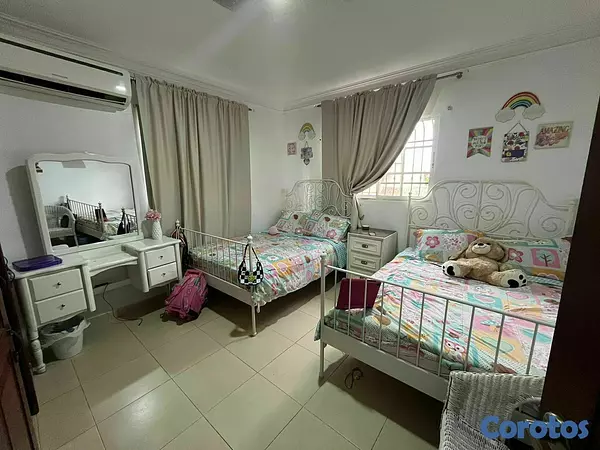 casas - Casa de 2 niveles en residencial Carmen María  3