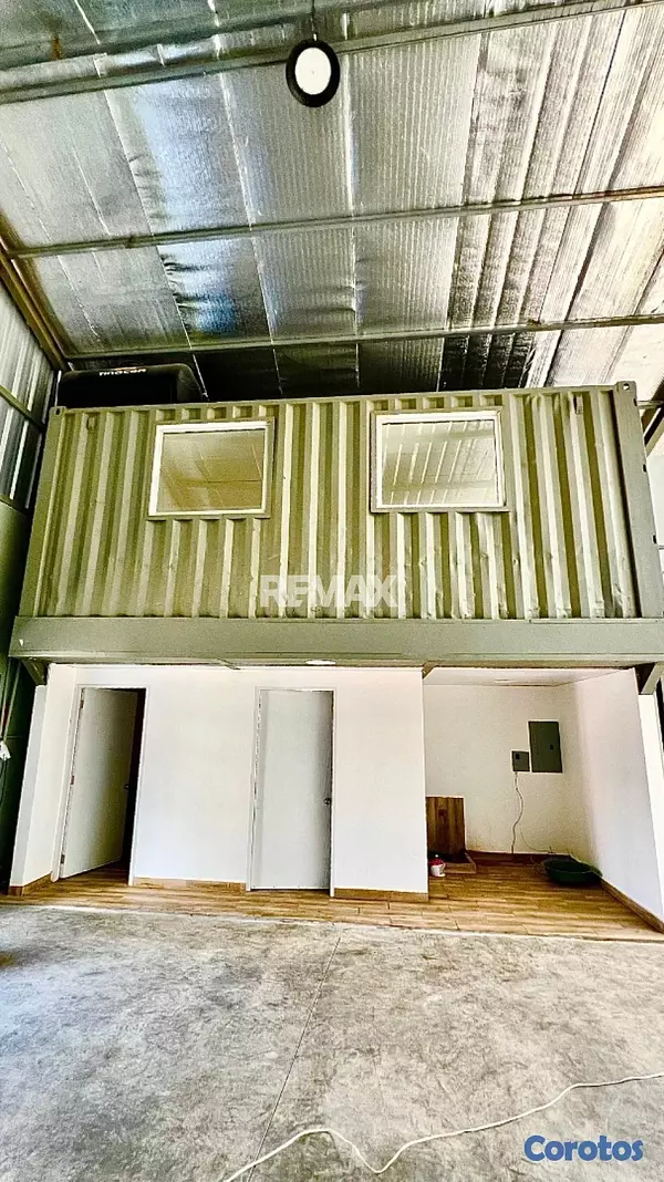 oficinas y locales comerciales - Nave industrial de 500mt2 en alquiler en Ensanche  6