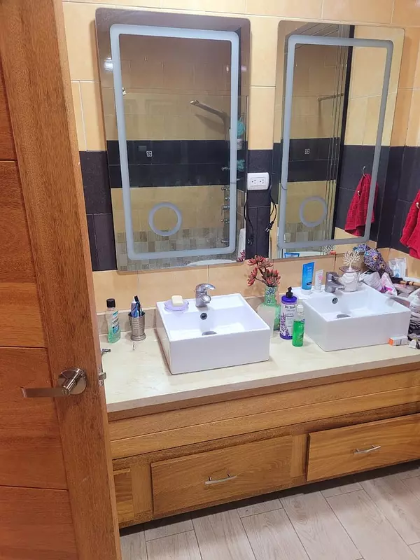 apartamentos - Se vende apartamento en Naco 10