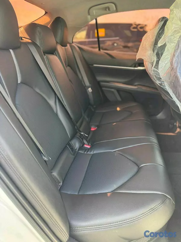 carros - Toyota Camry Híbrido 2021 9