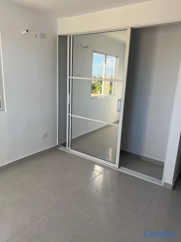 apartamentos - Se alquila habitación por semanas o meses (tipo roomie). 2