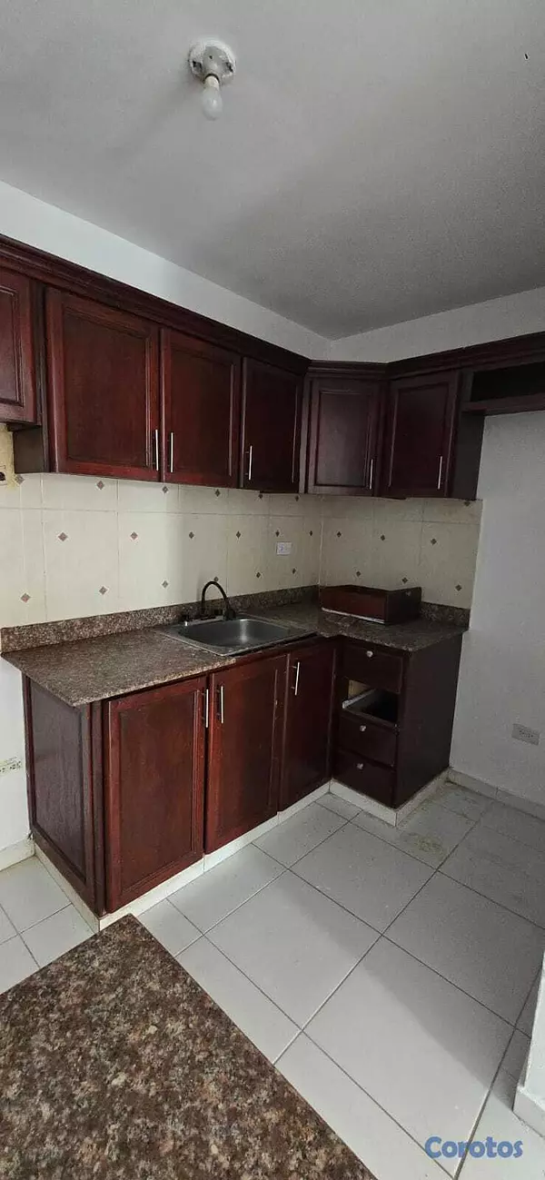 apartamentos - Apartamento alquiler Aut. San Isidro, Prado Oriental, Res. Las Asturias  10