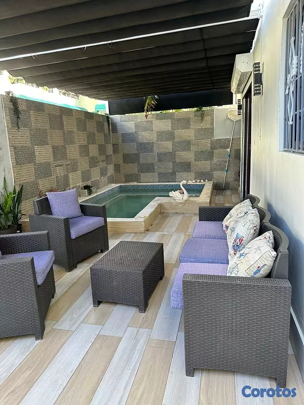 casas - vendo casa en Alma Rosa 2 Santo Domingo este  3