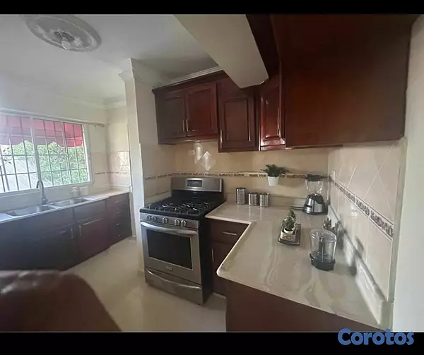 apartamentos - For Sale- Alma Rosa 2da. 3er nivel 3H, 2B, S/C y 2 parqueos techados.  7