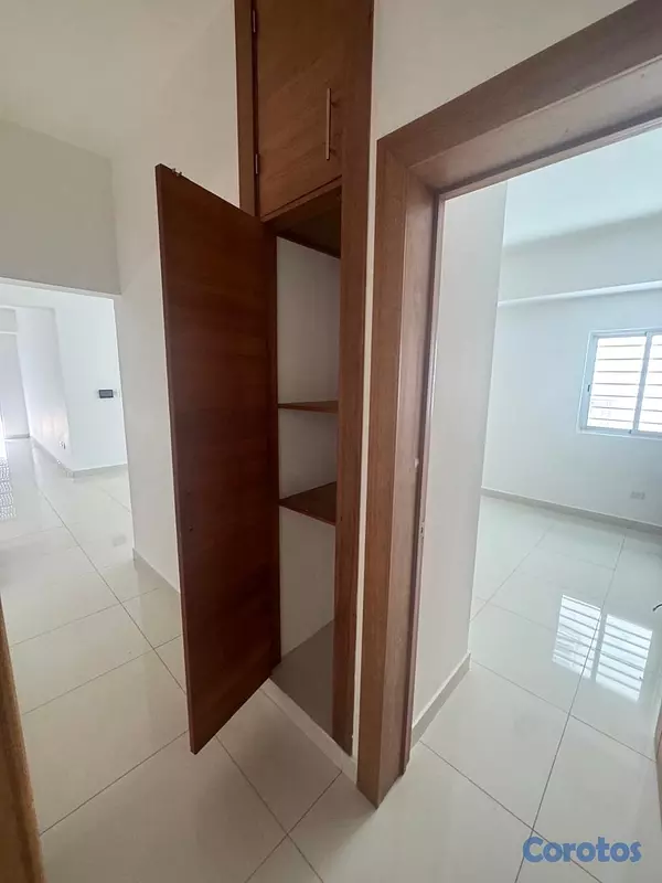 apartamentos - Amplio Apartamento en Alquiler – Mirador Sur.
 17