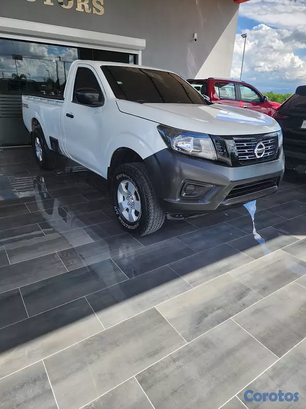 jeepetas y camionetas - 2018 Nissan Frontier una cabina Mecánica 3
