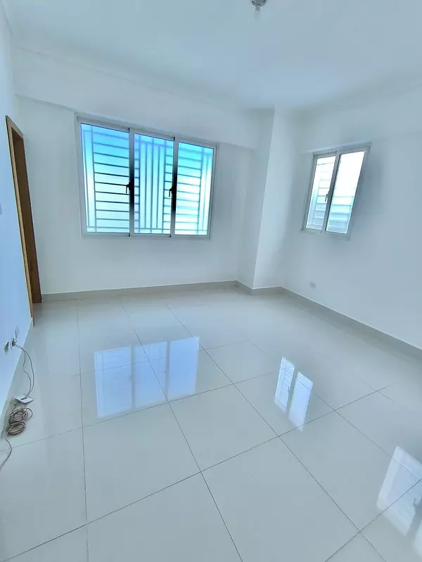apartamentos - Evaristo Morales Apartamento en Venta 10