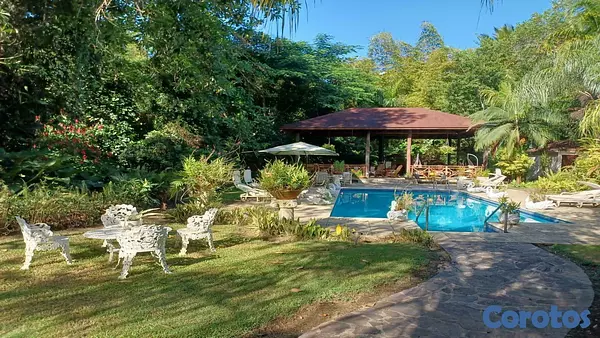 casas vacacionales y villas - Propiedad en venta con 30 tareas de terreno Kilometro 58 autopista Duarte 1