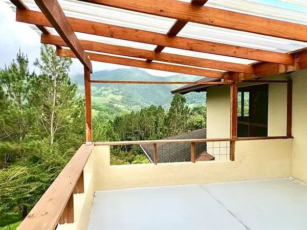 casas vacacionales y villas - Villa en Venta en JARABACOA estilo Rústico
US$990,000 4