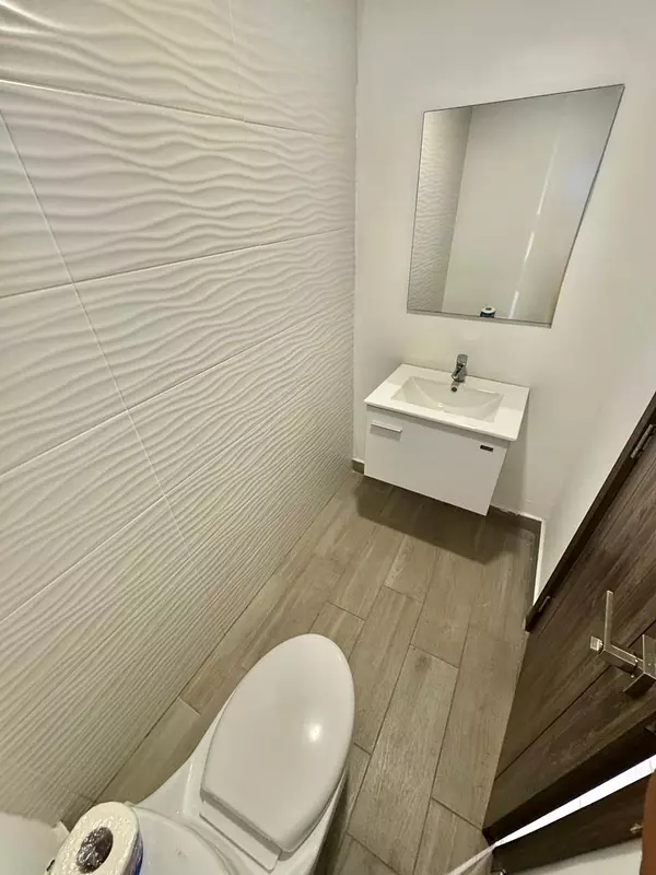 apartamentos - Alquiler Evaristo Morales Apartamento Amueblado 4