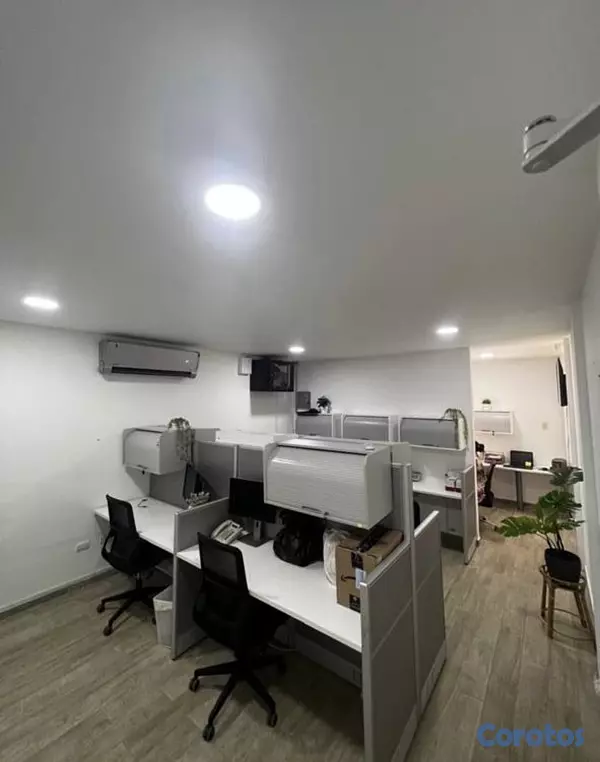 oficinas y locales comerciales - NAVE COMERCIAL  4