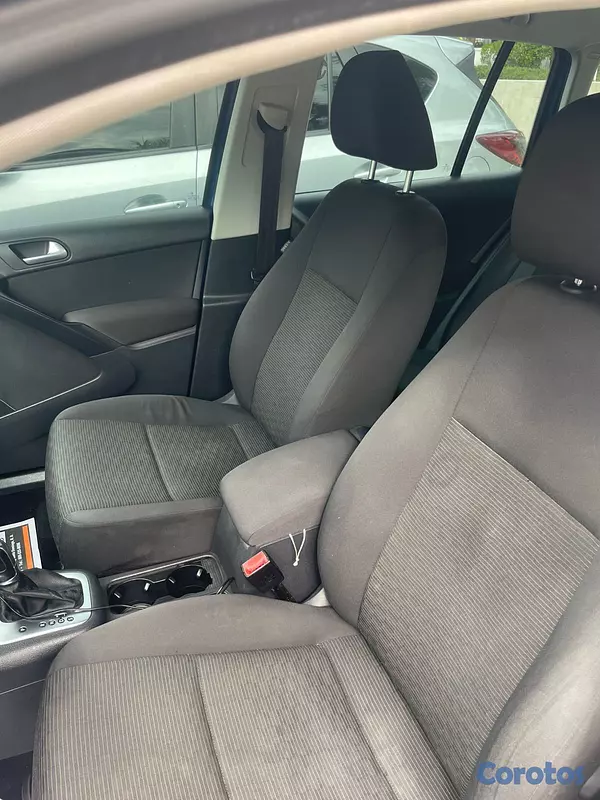 jeepetas y camionetas - Volkswagen Tiguan 2013 • 81,000K km • Excelentes Condiciones  11