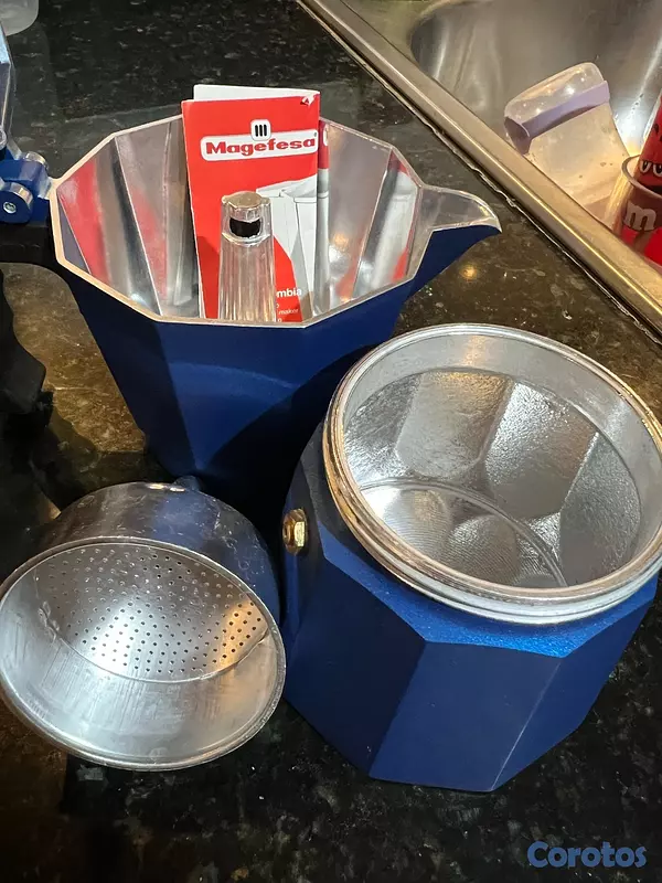 cocina - Greca para café. Nueva
Ubicación MOCA 5