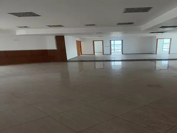 oficinas y locales comerciales - Local Comercial en Alquiler en Piantini
 1