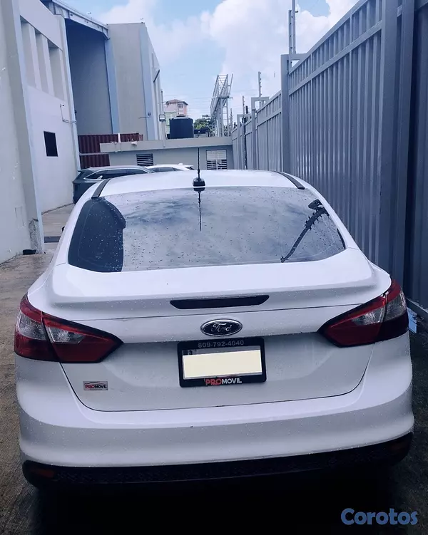 carros - Ford Focus SE 2013 4