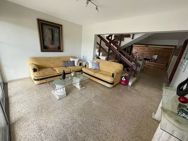 casas - Se vende casa en Arroyo Hondo 4