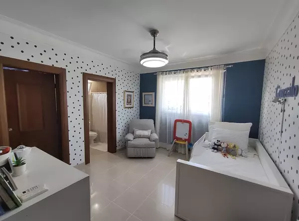 apartamentos - Apartamento de Venta en Torre 4to Nivel, La Trinitaria  4