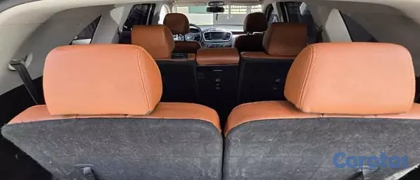 jeepetas y camionetas - Vendo Kia Sorento 3 filas de asientos año 2018  3