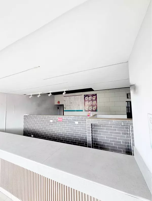 oficinas y locales comerciales - Alquiler local en Arroyo hondo 5