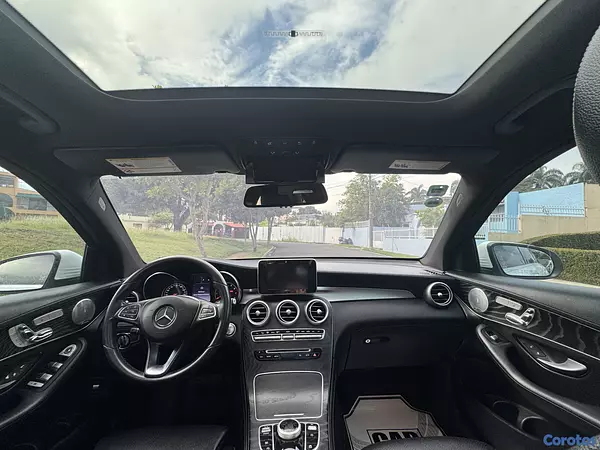 jeepetas y camionetas - Mercedes Benz GLC-300 2017 AMG, Unico Dueño en RD. 3