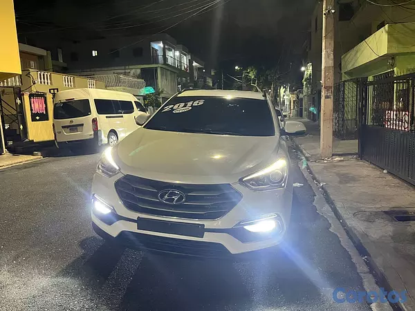 jeepetas y camionetas - Hyundai Santa Fe 2016 CRDI TURBO DIESEL 7
