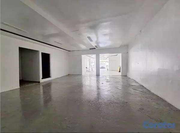 oficinas y locales comerciales - Alquiler local en ensanche la Fe  9