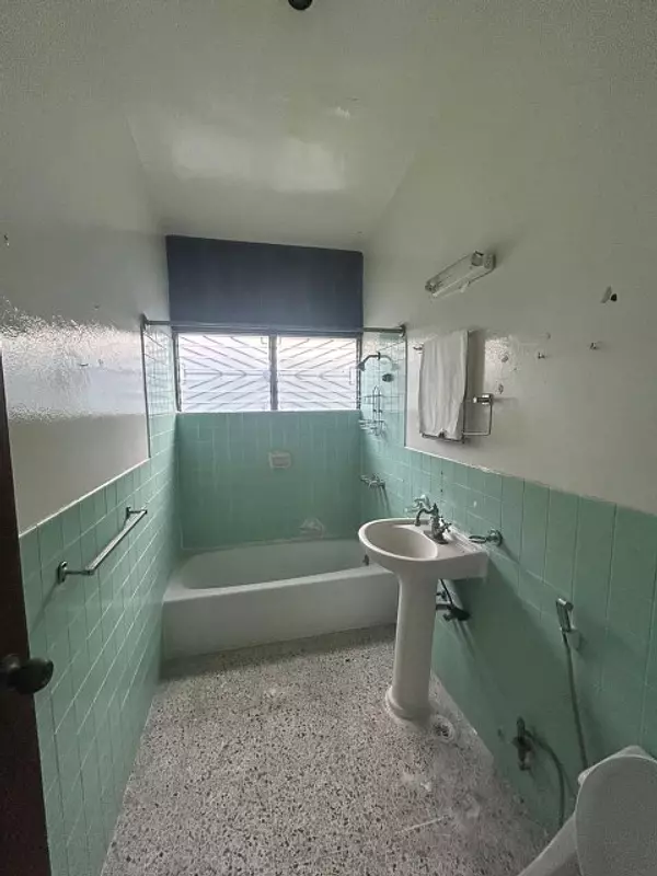 casas - casa en la Feria  8