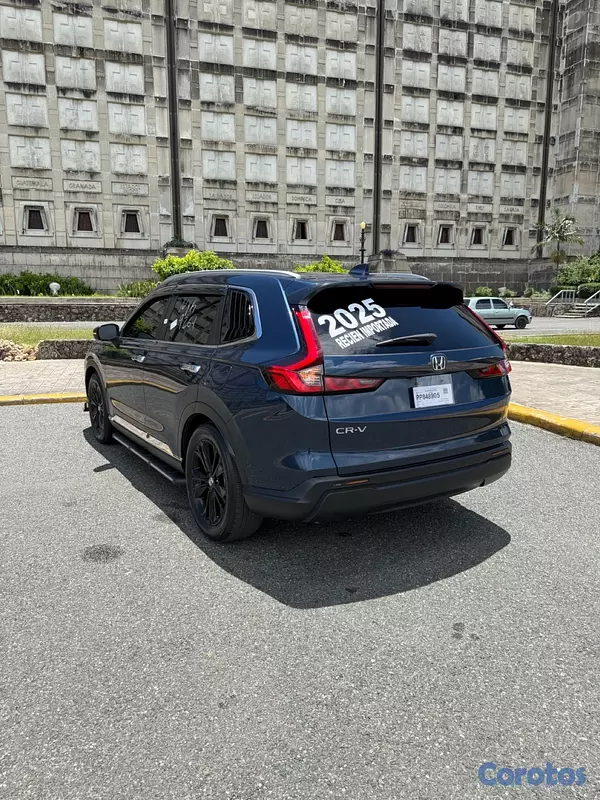 jeepetas y camionetas - Honda CR-V LX año 2025 7