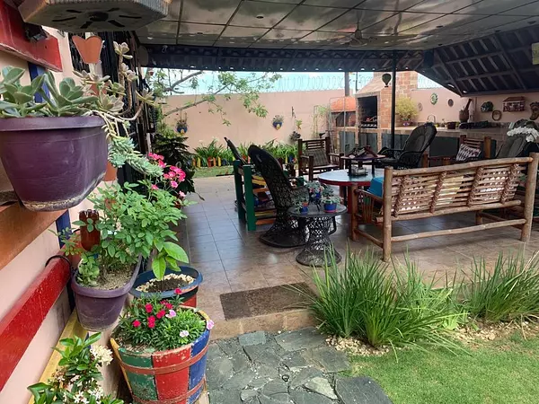 casas - VENDO Casa De 2 Niveles En Residencial Cerrado Altos De Arroyo Hondo III

 2