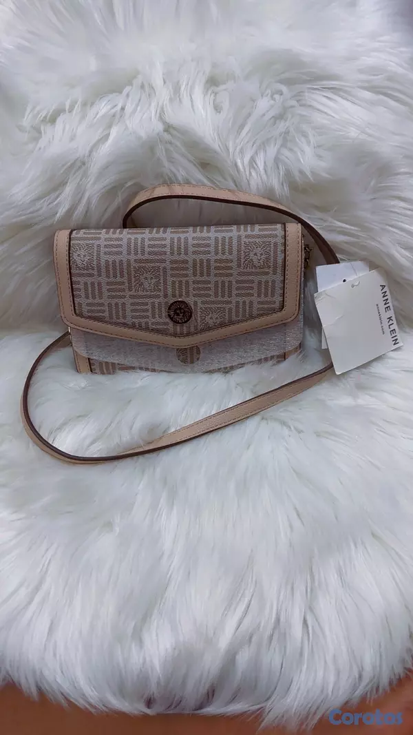 carteras y maletas - Carteras Guess y Anne Klein 2