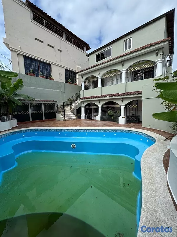 casas - venta de casa de lujo con piscina y terraza en Lucerna Santo Domingo este  7