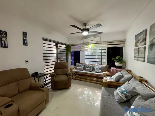casas - Casa de 3 habitaciones en Venta en el Corazón de E 13