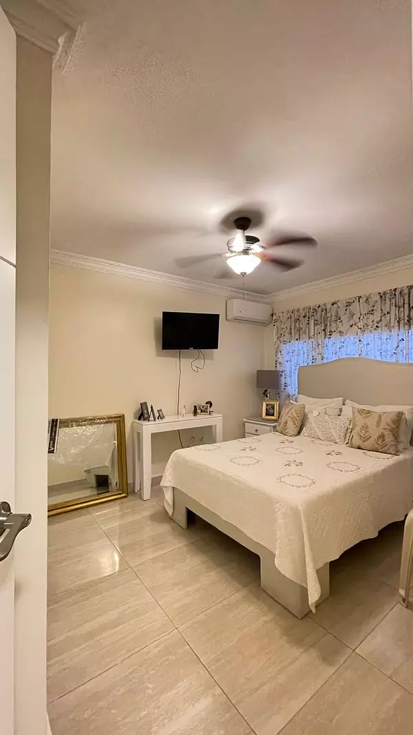apartamentos - Vendo apartamento en Gazcue  7