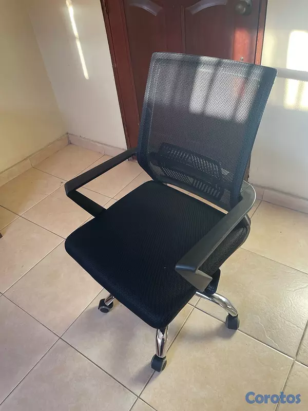 articulos de oficina - Silla de Oficina Semi Nueva 2
