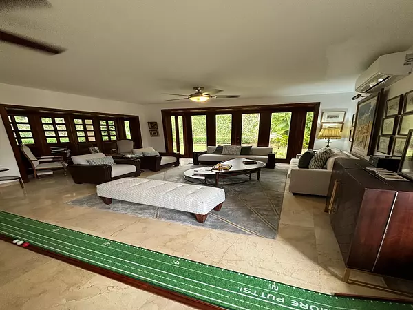 casas - Vendo Casa en Cuesta Hermosa, Arroyo Hondo.
Cerca de Colegios y Centro Comercial 6