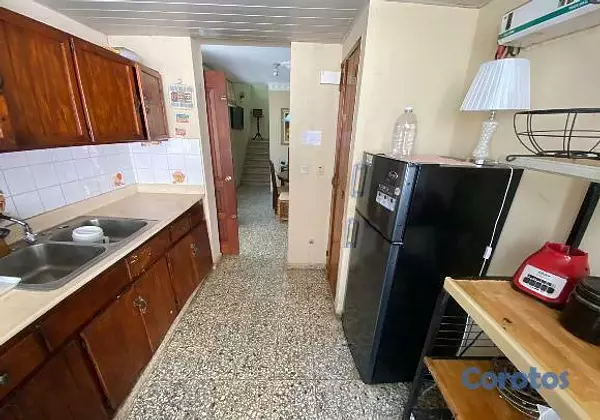 casas - Casa en la Avenida independencia de 4 habitaciones en Venta 5