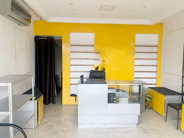 oficinas y locales comerciales - Local en Piantini 2