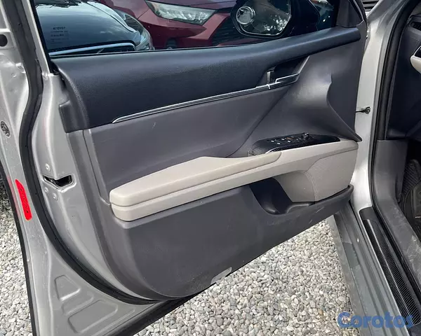 carros - TOYOTA CAMRY LE 2018 15