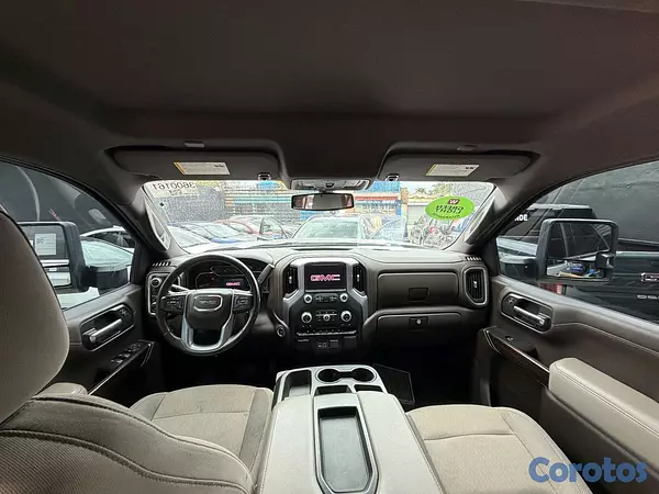 jeepetas y camionetas - 2020 GMC SIERRA 4X4 3.0 DURAMAX GASOL 7
