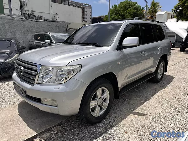 jeepetas y camionetas - Toyota Land Cruiser vx  2
