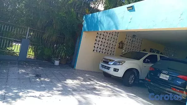 casas - Casa en venta en La Castellana comercial o residen 4