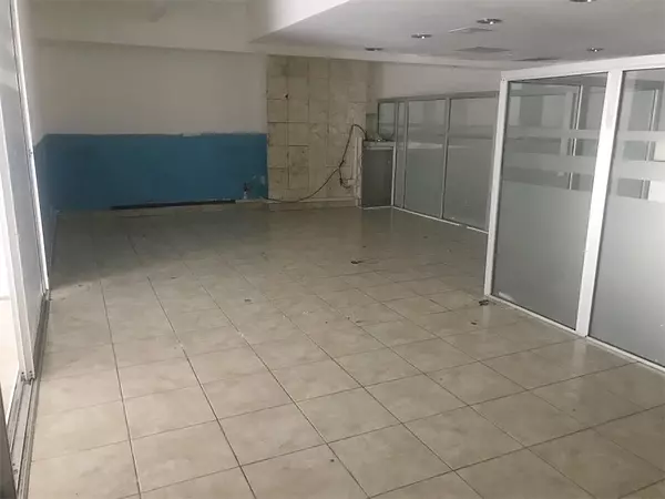 oficinas y locales comerciales - Local Piantini  120 m 3