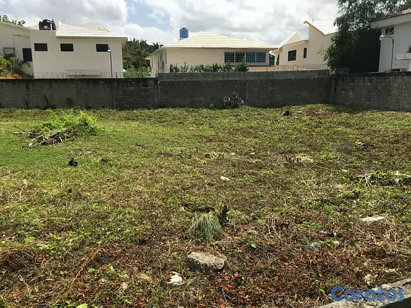 solares y terrenos - Terreno en VENTA en las Praderas de 1.058 m2 .     5