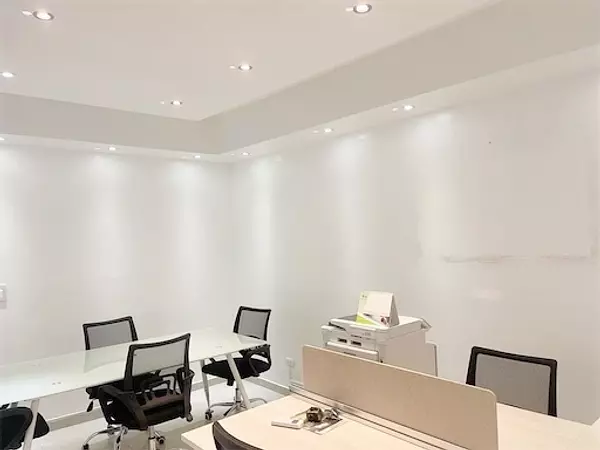 oficinas y locales comerciales - Local en venta en zona céntrica  4