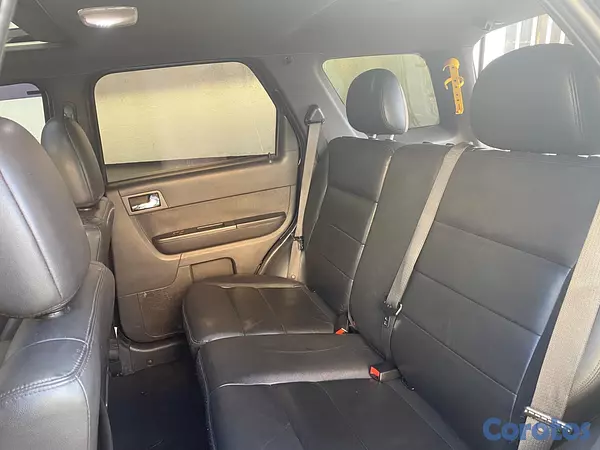 jeepetas y camionetas - Ford escape 9